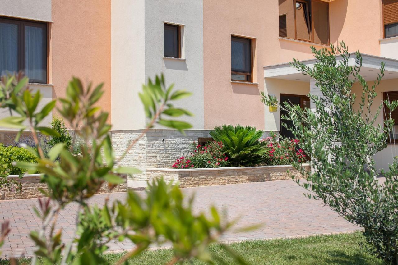 Villa Malibu One Vir Exteriér fotografie